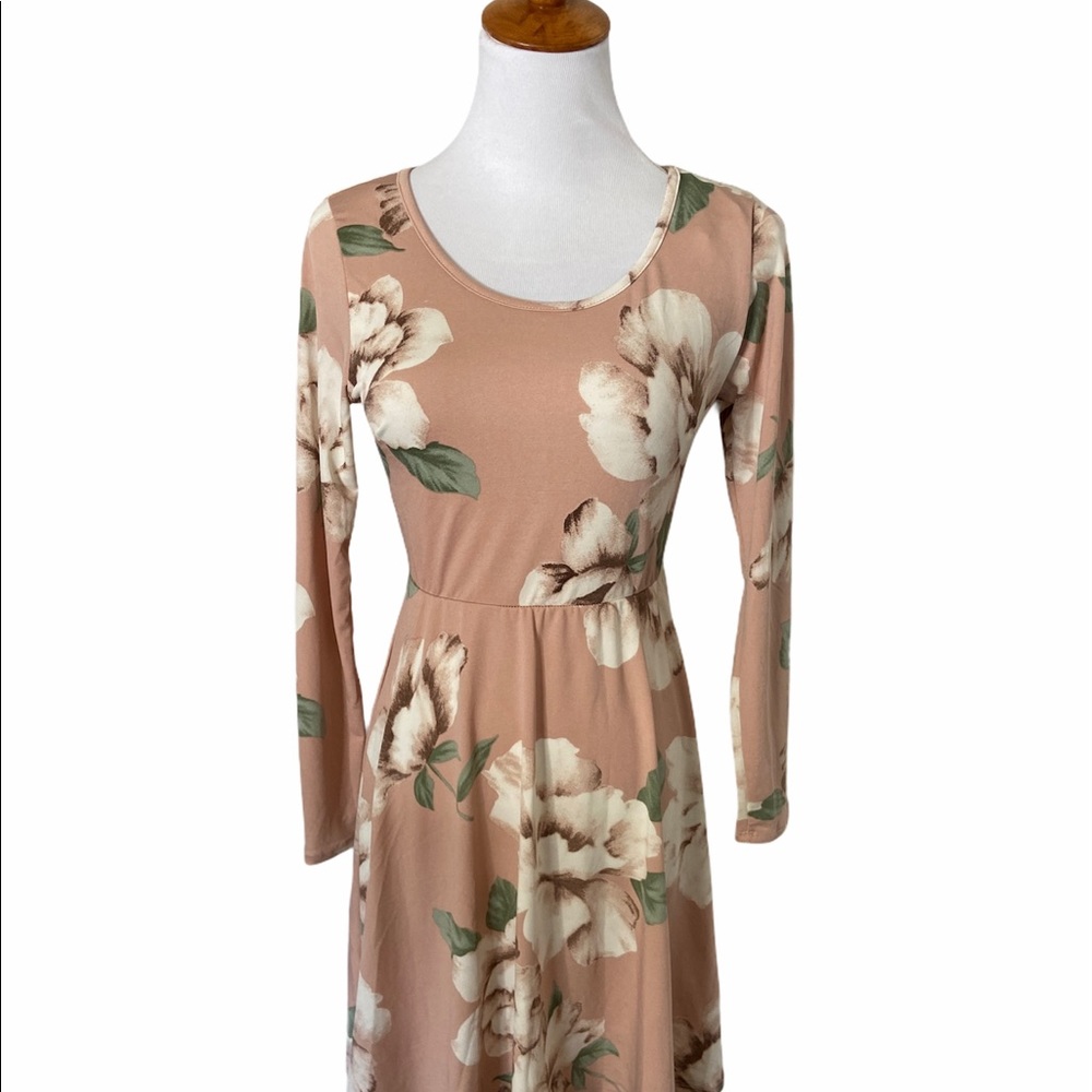 Charlotte Russe pink floral Flowy dress, medium